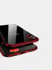 Красный чехол силиконовый прозрачный на iphone
