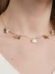 Золотой цепочка с бабочками, на шею