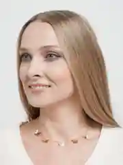 Золотой цепочка с бабочками, на шею
