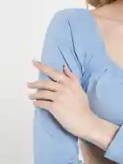 Кольцо женское, кольцо с камнями