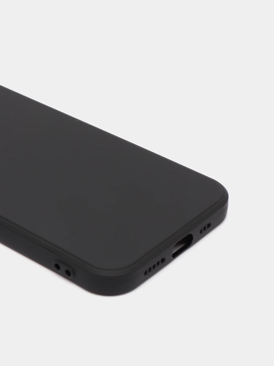Черный чехол с бархатом внутри и вырезами под защиты камеры Iphone 12 PRO