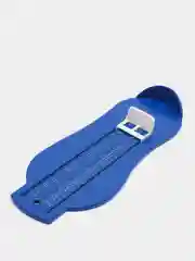 Синий линейка для измерения стопы