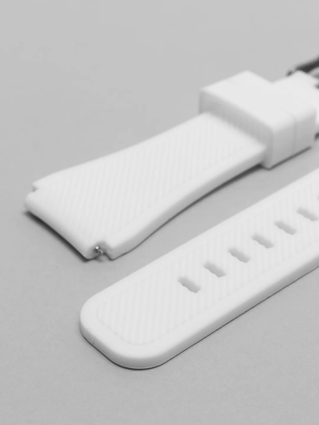 Белый силиконовый ремешок для Samsung 20 мм / 22 mm