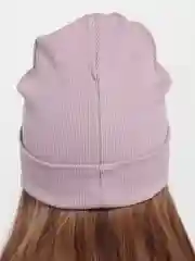 Сиреневый шапка женская