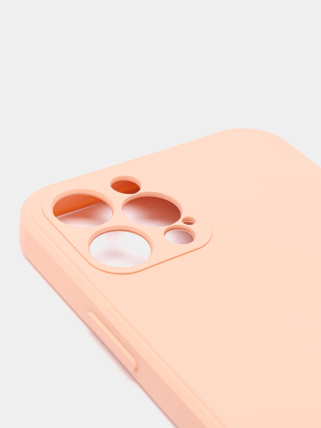 Манго чехол с бархатом внутри и вырезами под защиты камеры Iphone 12 PRO