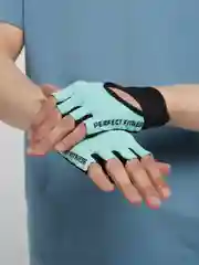 Мятный перчатки для фитнеса