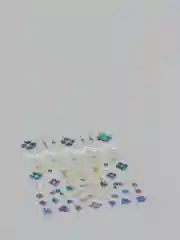 Приглушённый хаки слайдеры для дизайна ногтей