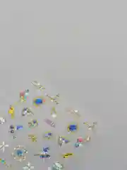Белый слайдеры для дизайна ногтей