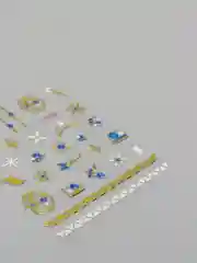 Желтый слайдеры для дизайна ногтей