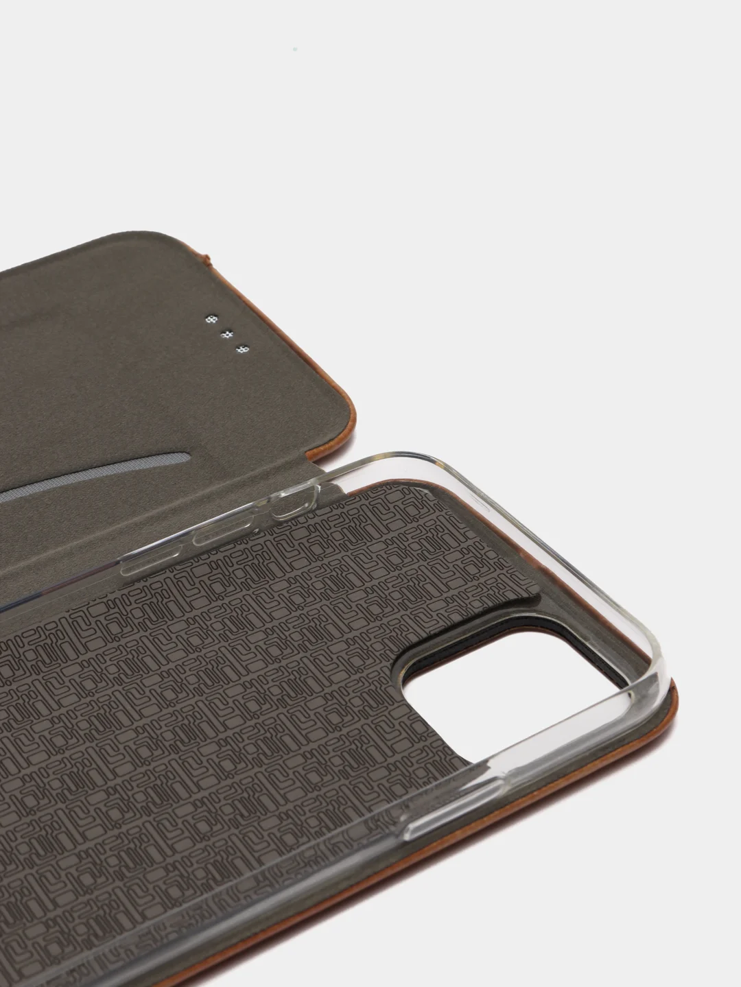 Коричневый чехол книжка IPhone 11 PRO
