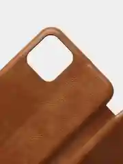 Коричневый чехол книжка IPhone 11 PRO