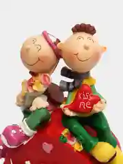 Копилка Love и Kiss me