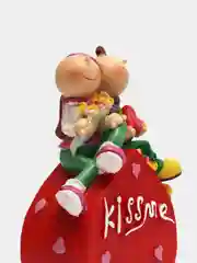 Копилка Love и Kiss me