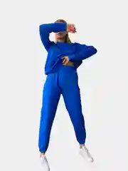 Синий костюм спортивный женский
