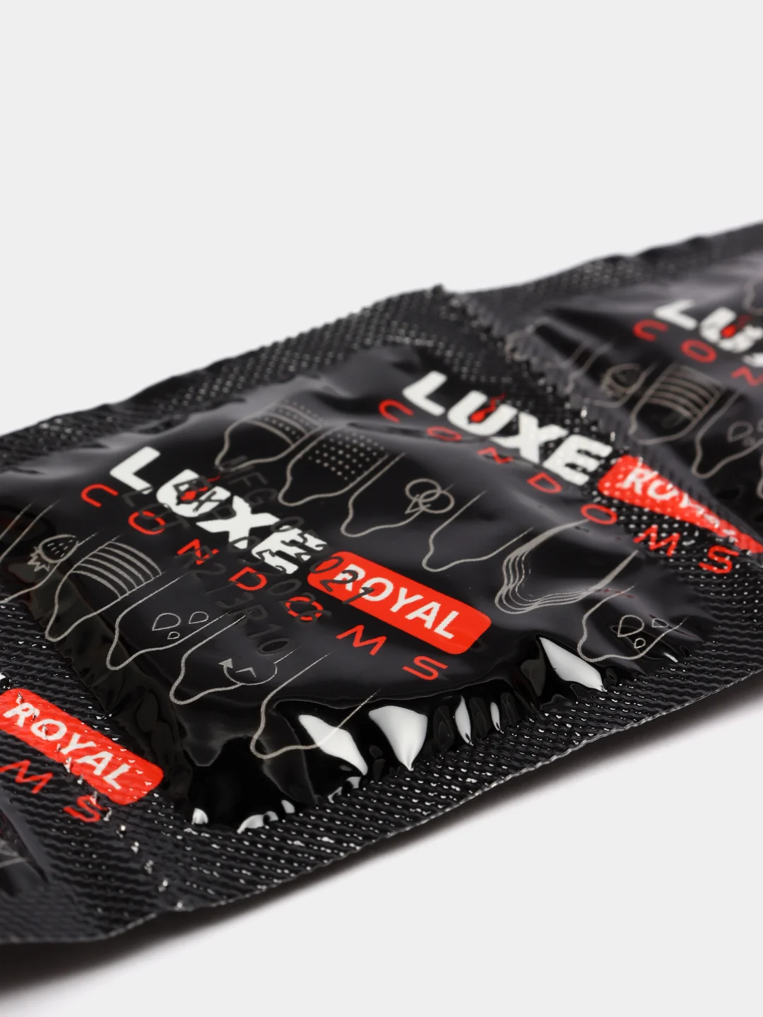 Презервативы гладкие с увеличенным количеством силиконовой смазки LUXE ROYAL NIRVANA