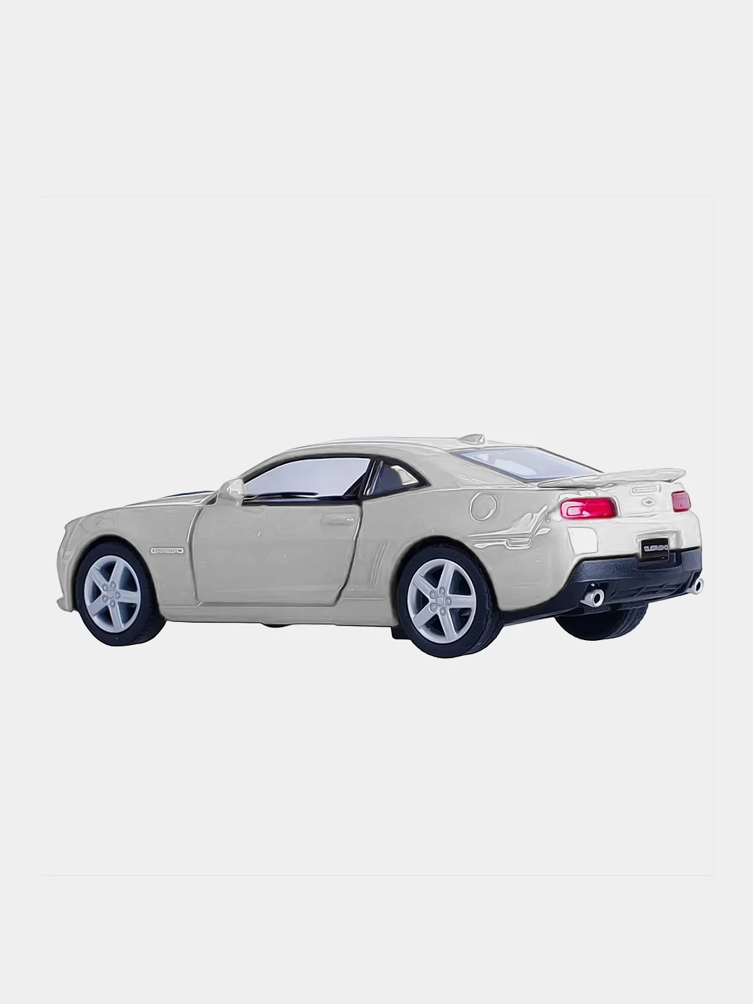 Белый машинка металлическая инерционная/2014 Chevrolet Camaro KT5383DF 1:38 /Kinsmart/