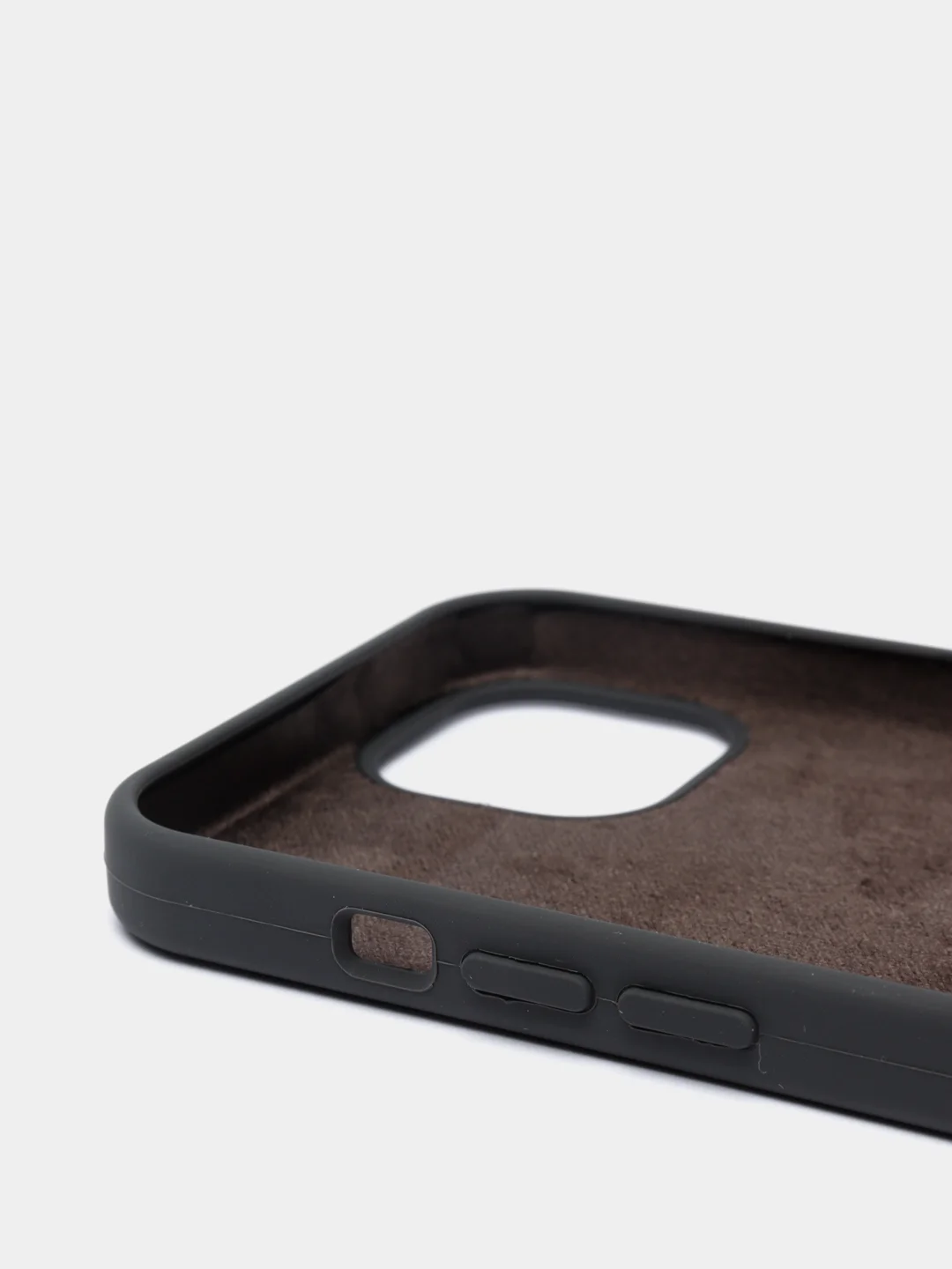 Угольный чехол для iPhone 13 Silicone Case закрытый низ с логотипом