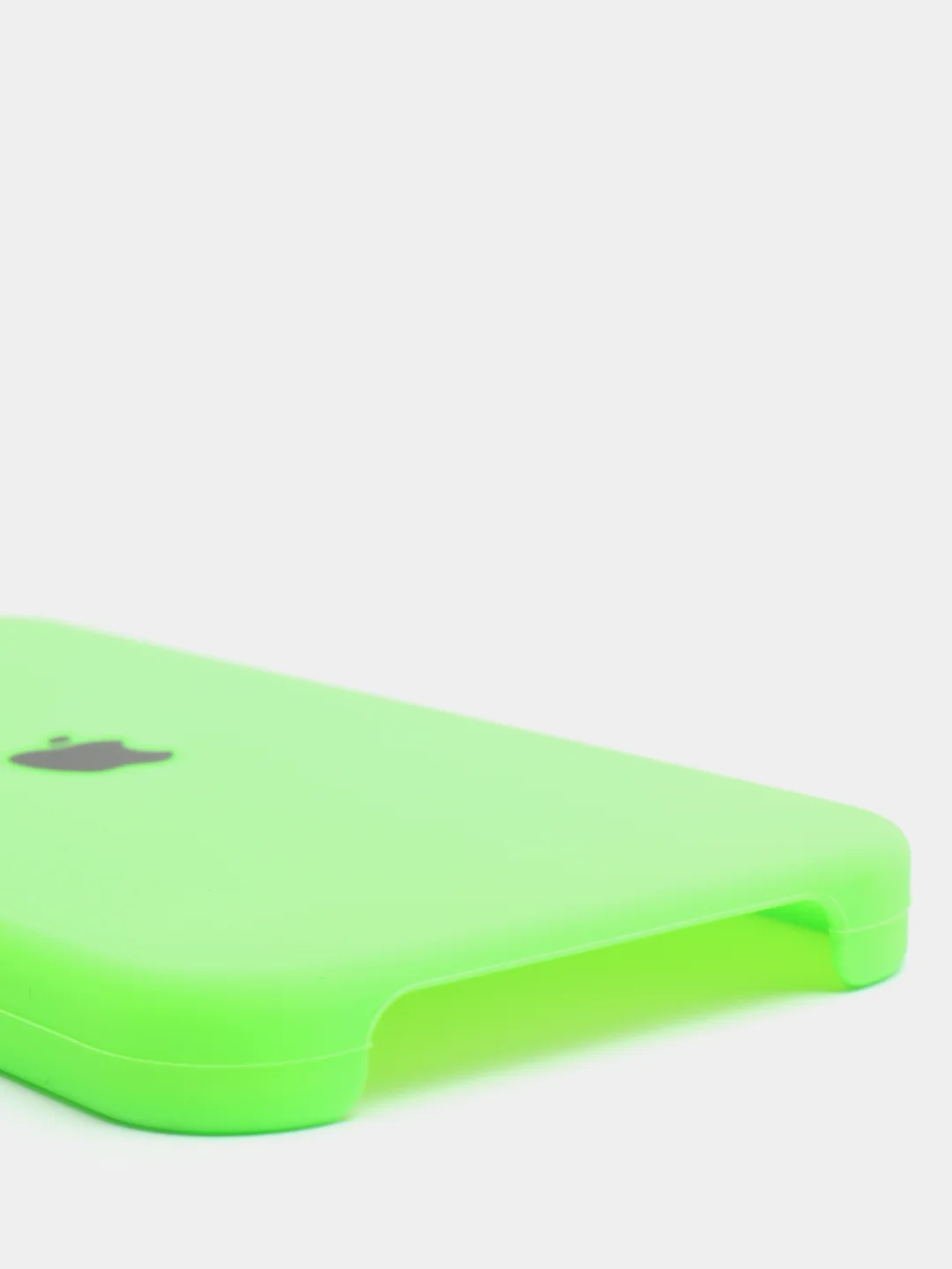 Салатовый чехол Silicone Case для iPhone 13 / 13 Pro / 13 Pro Max с открытым низом