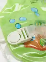 Желтый круг на шею для купания новорожденных, с погремушкой