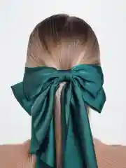 Зеленый бант для волос на заколке, атласный