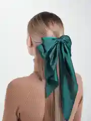 Зеленый бант для волос на заколке, атласный