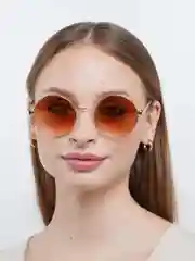 Очки солнцезащитные