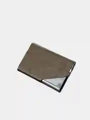 Оливковый картхолдер для карт