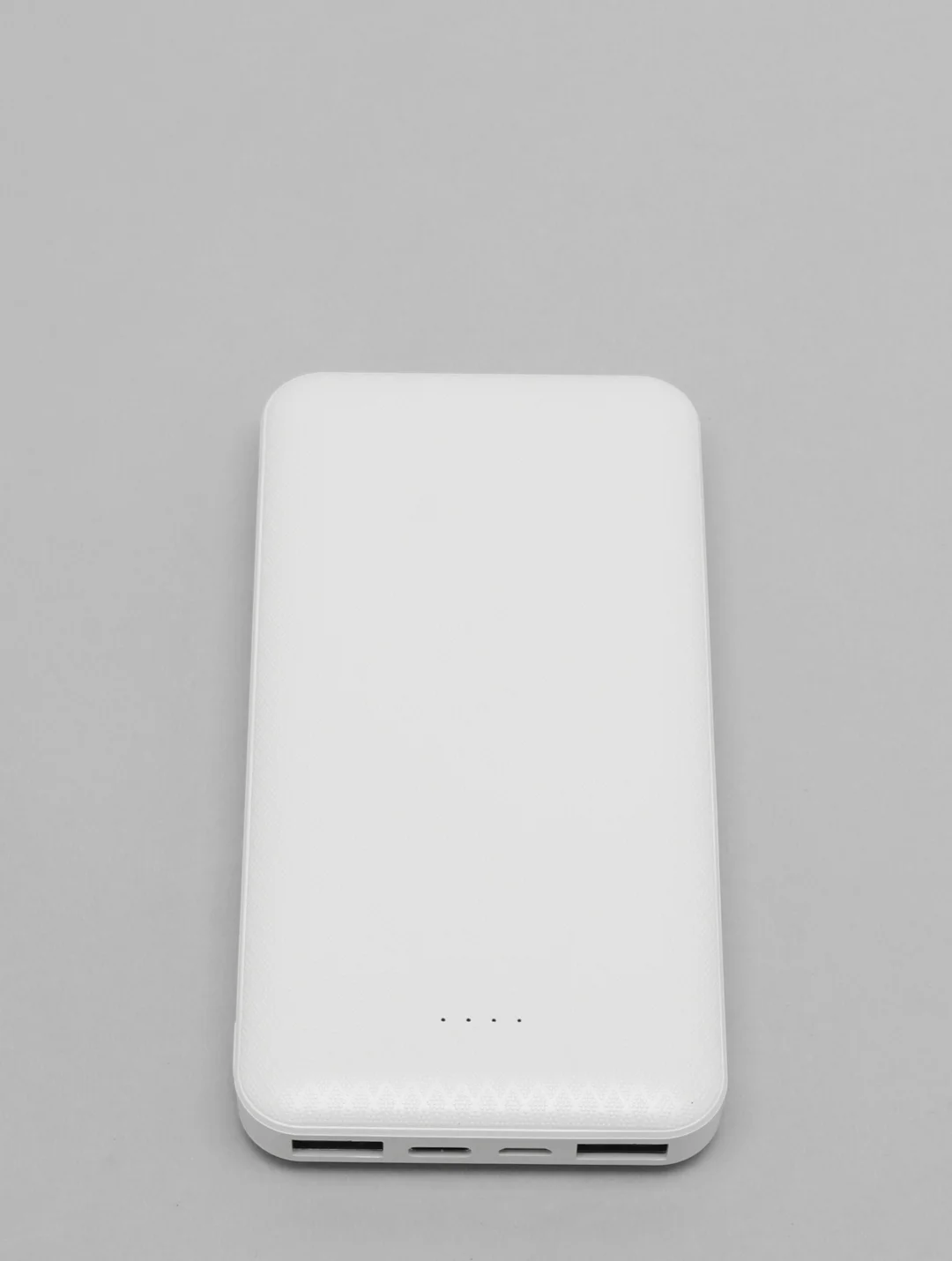 Белый внешний аккумулятор Borofone BJ3 Minimalist 10.000 mAh 2A (2xUSB, Micro-USB/Type-C)