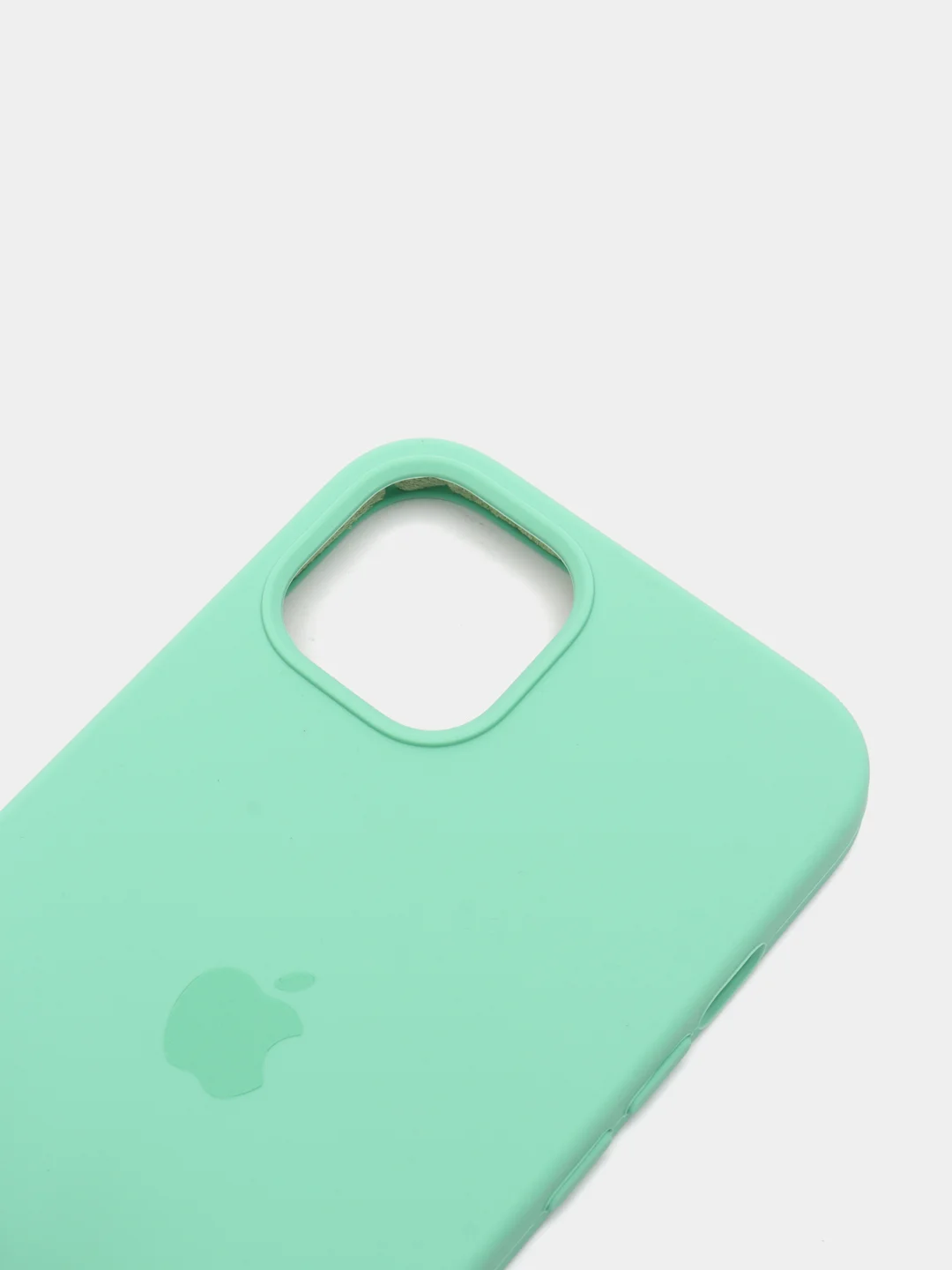 Мятный чехол Silicone Case для iPhone 13 с закрытым низом