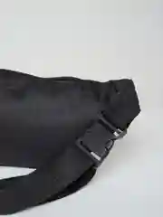 Черный сумка поясная с принтом через плечо