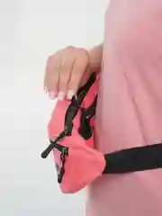 Коралловый сумка поясная с принтом через плечо