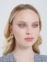 Зеленый акриловые серьги-пусеты