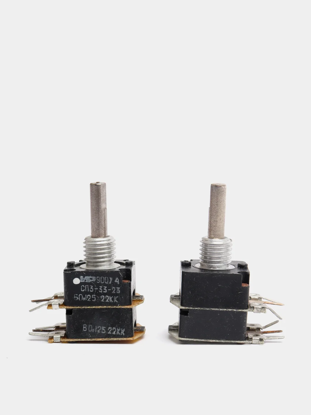 Переменный сдвоенный резистор СП3-33-23 В 0,125Вт 22КОм (без гаек) 2 шт ...
