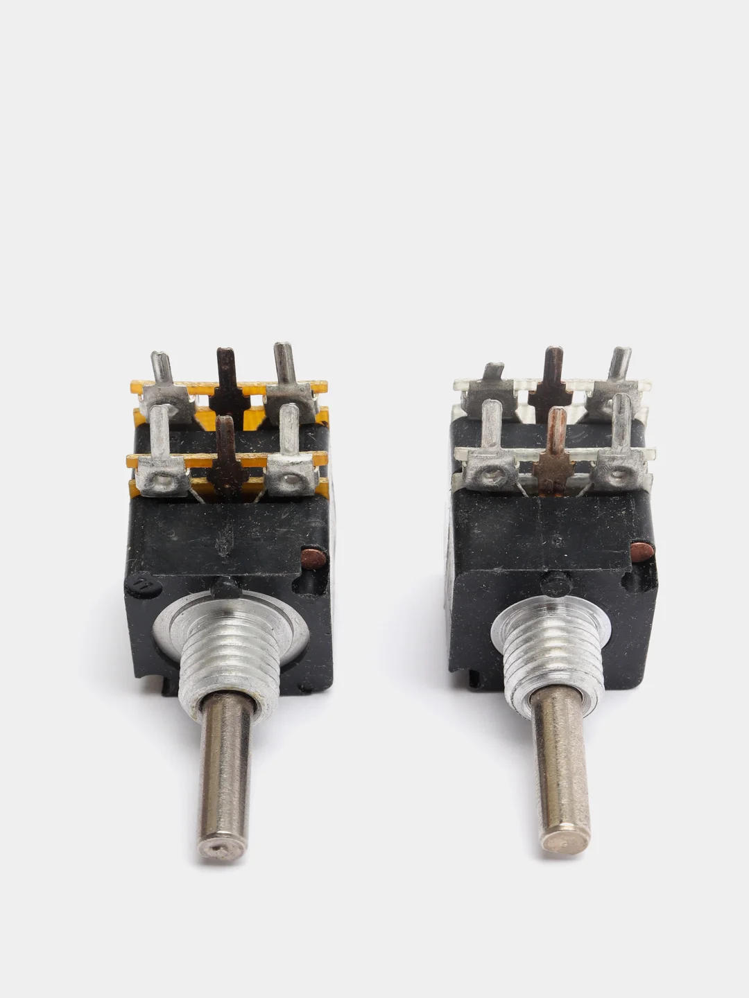 Переменный сдвоенный резистор СП3-33-23 В 0,125Вт 22КОм (без гаек) 2 шт ...