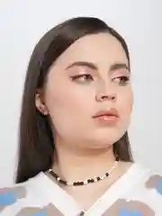 Белый чокер - цепочка на резинке 40 см HANDE MADE