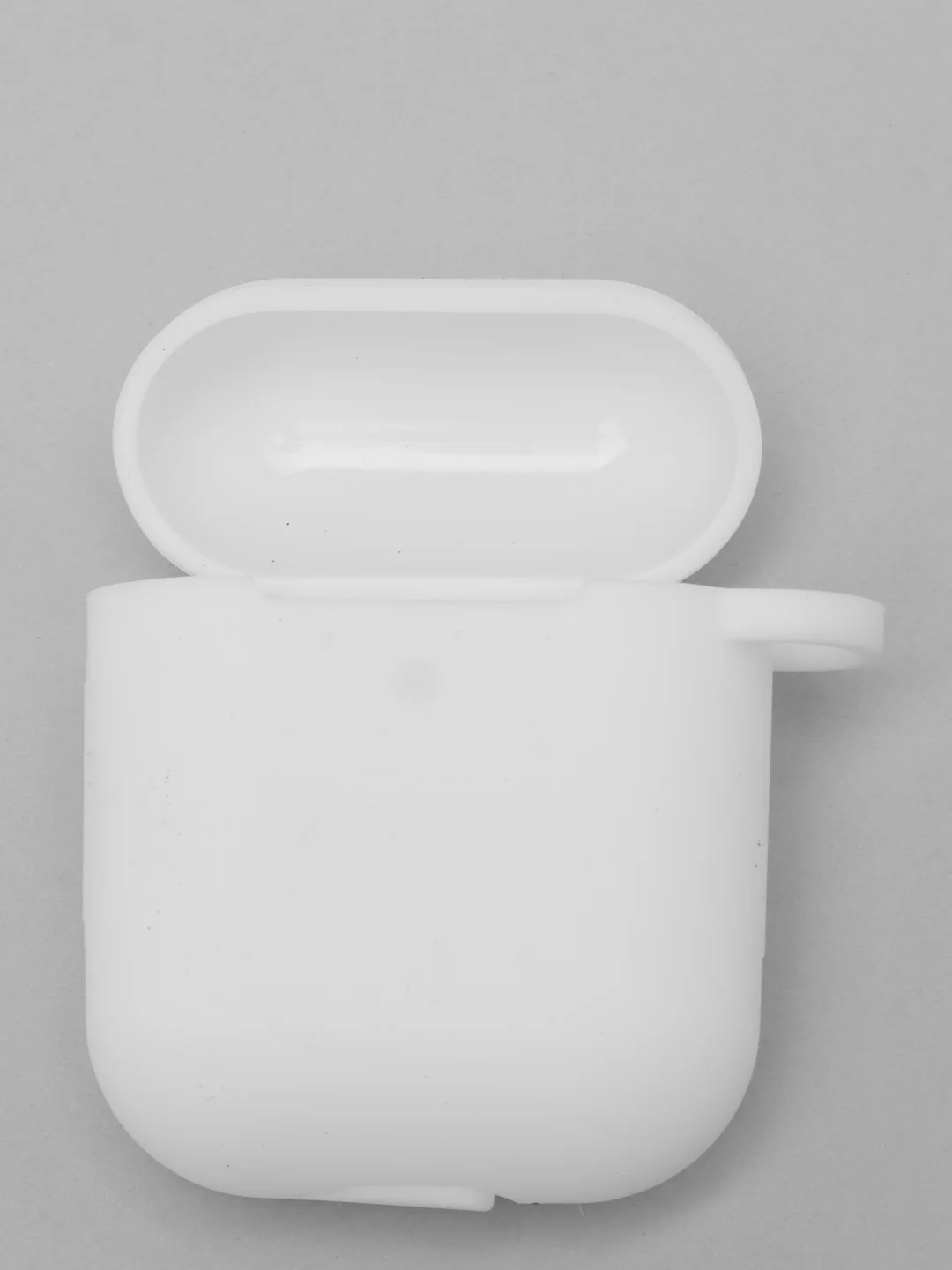 Белый силиконовый чехол для AirPods 1 и AirPods 2