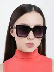 Черный солнцезащитные очки