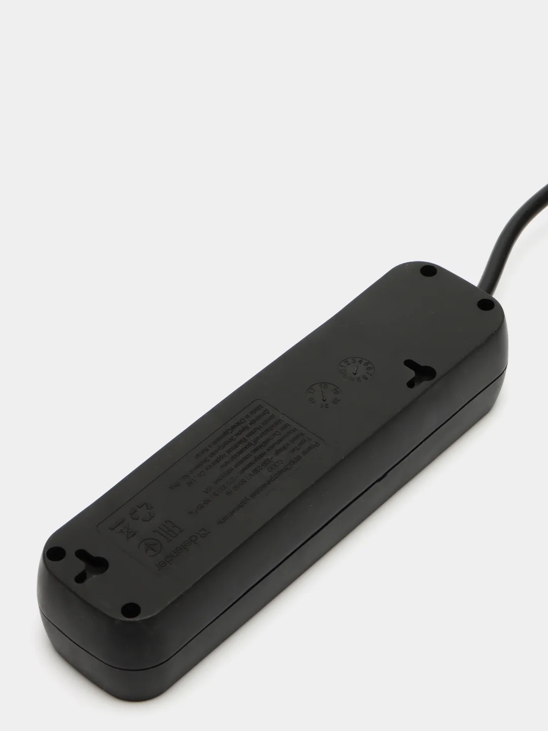 Удлинитель с заземлением Defender G330, 3,0 м, 3 розетки