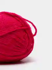 Фуксия пряжа YarnArt Baby, 100% акрил, 50 г, 150 м