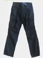 Черный брюки