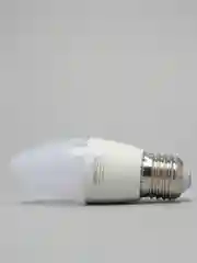 Светодиодная LED лампа Smartbuy-С37-9,5W/3000/E27, теплый свет