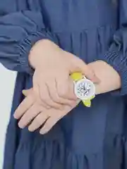 Желтый часы детские, с силиконовым ремешком