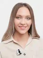 Красный значок деревянный по аниме "Данганронпа"