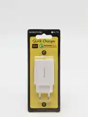 Белый блок питания 18W для быстрой зарядки QC 3.0