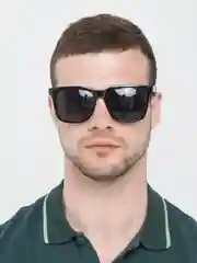 Очки солнцезащитные