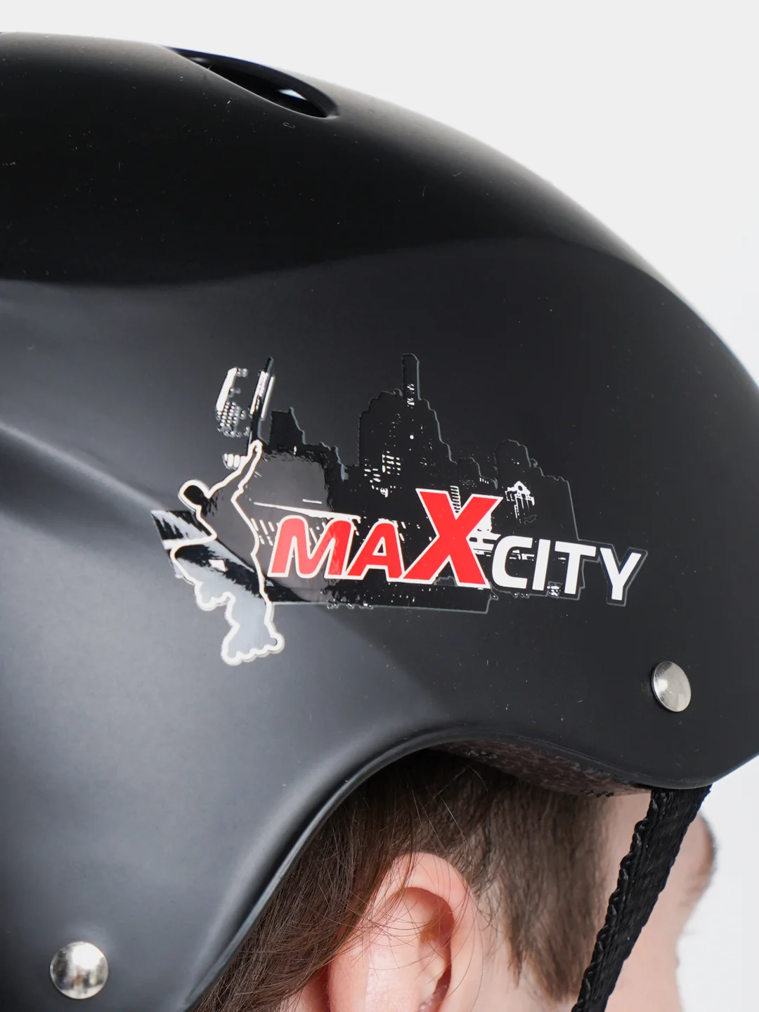 Черный шлем защитный для роллеров Max City, профессиональный / размер М