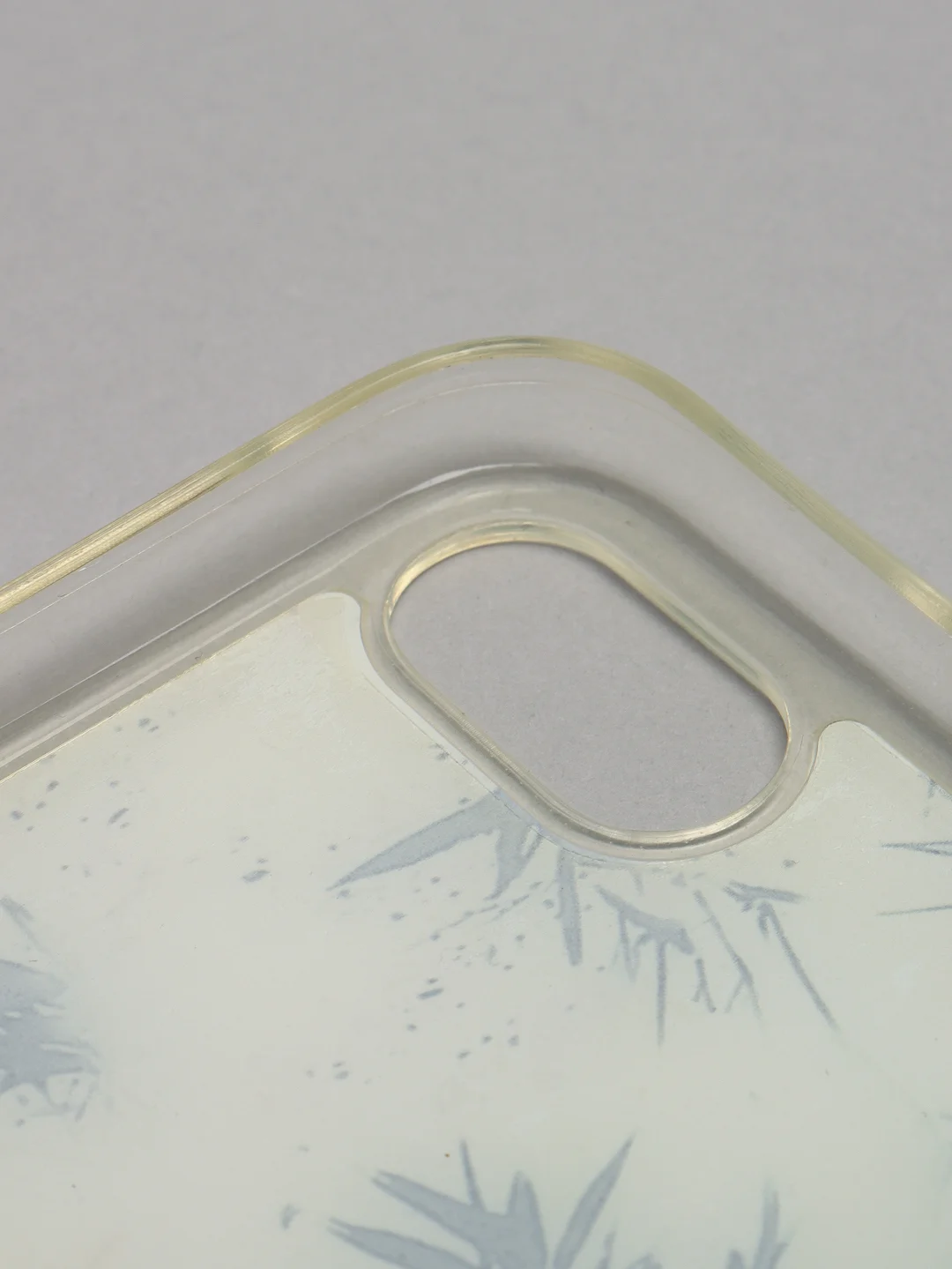 Алый чехол для iPhone XR