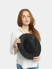 Черный женская шляпа, фетровая
