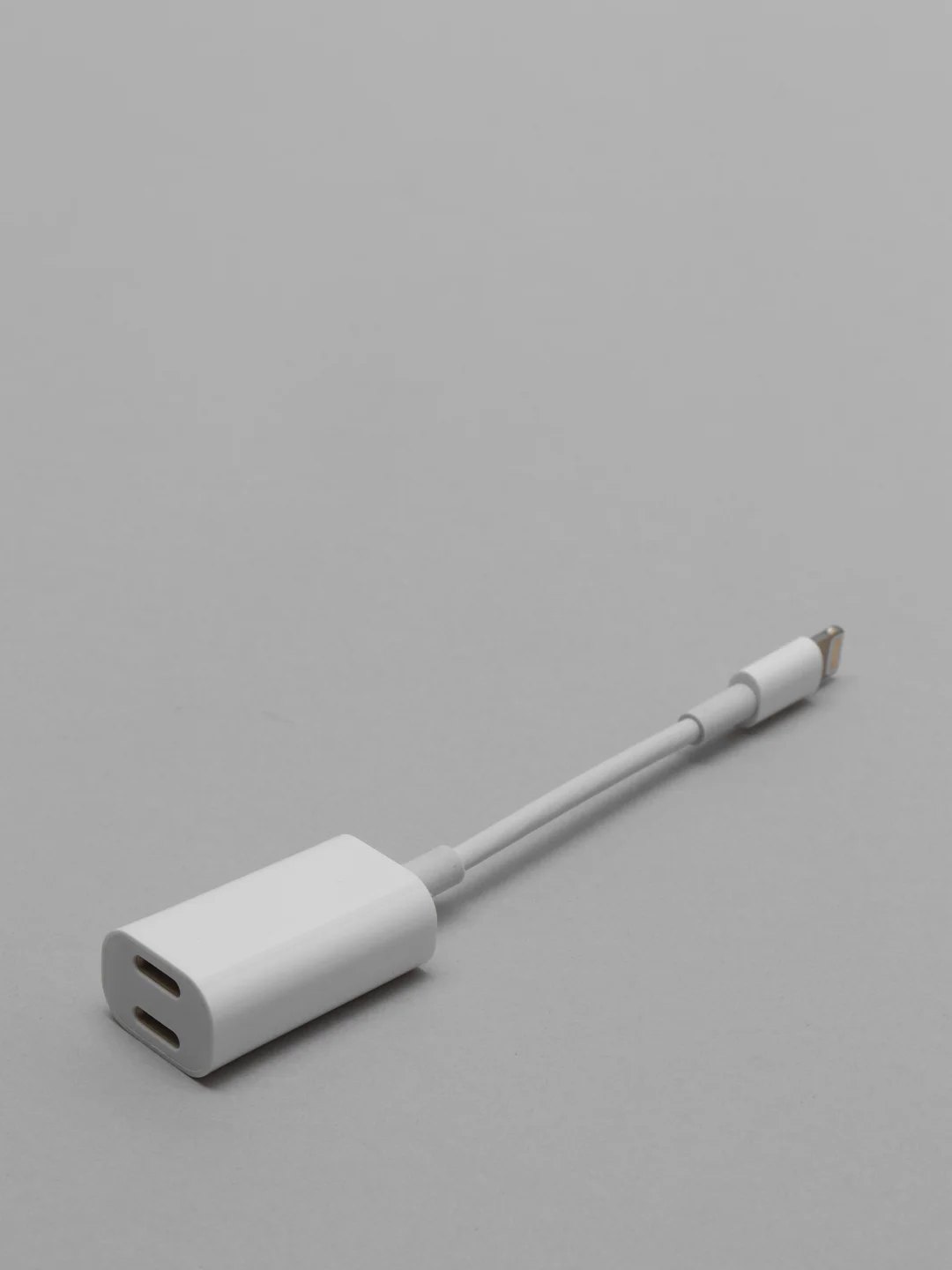 Переходник Lightning - 2 Lightning MA015
