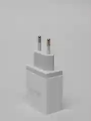 Белый cетевое зарядное устройство на 4 USB / блок питания зарядник